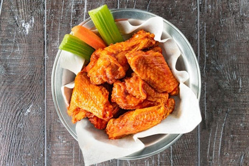 Small (8) Bone-In Wings photo