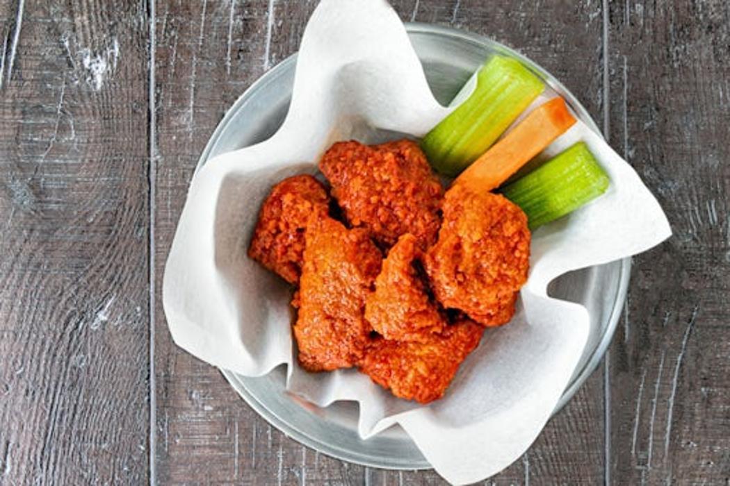 Taster (6) Boneless Wings photo