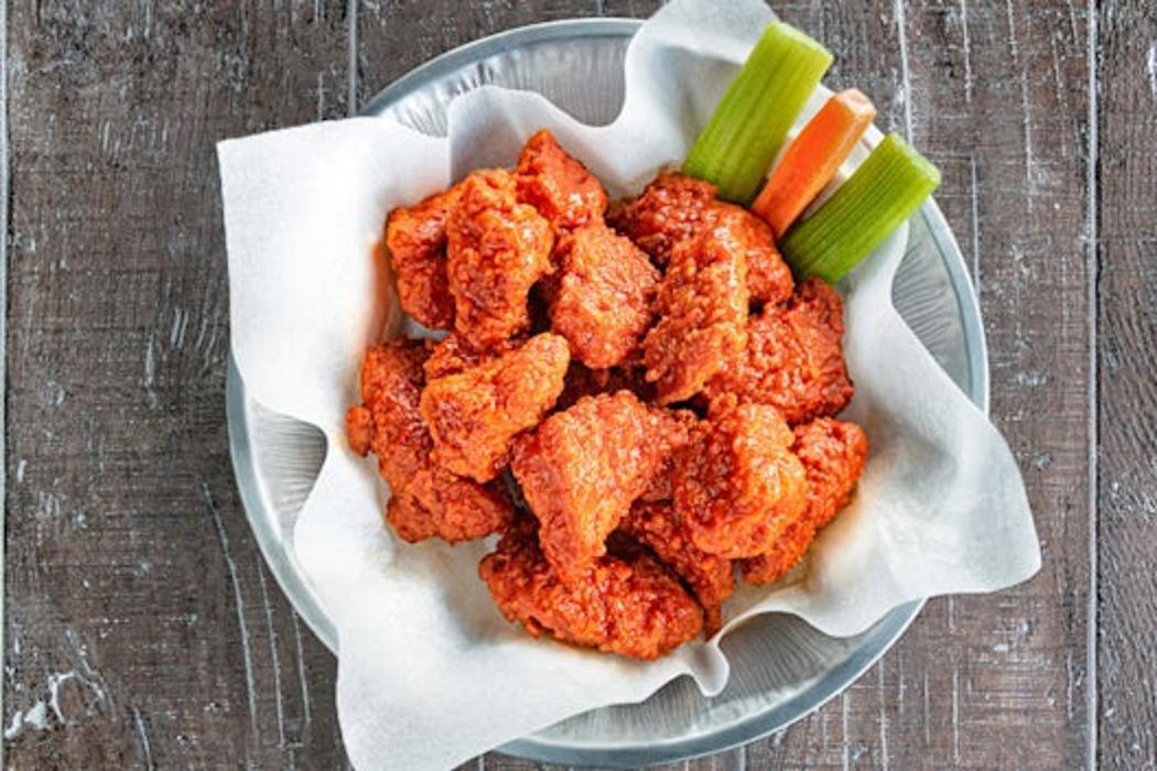Regular (16) Boneless Wings photo