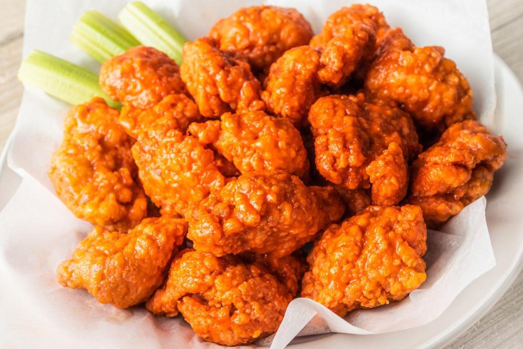 15 Boneless Wings photo