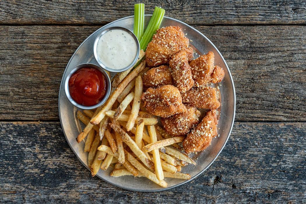 1/2 Pound Boneless Wing Combo  photo