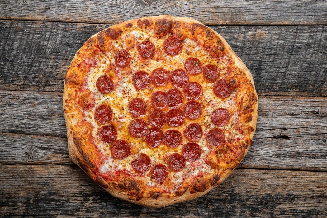 10" Pepperoni Pizza Combo photo