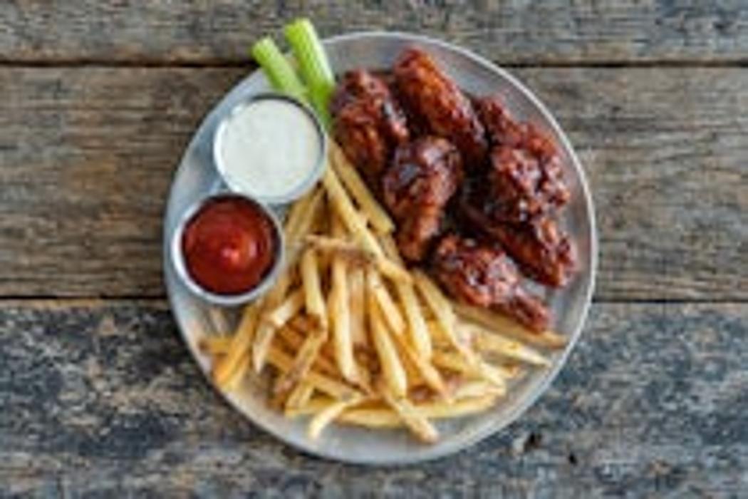 5 Traditional Wings Combo photo