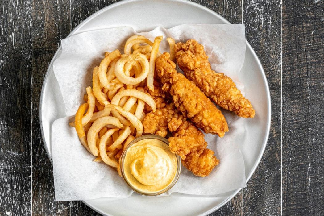 Lil Maverick Tenders photo