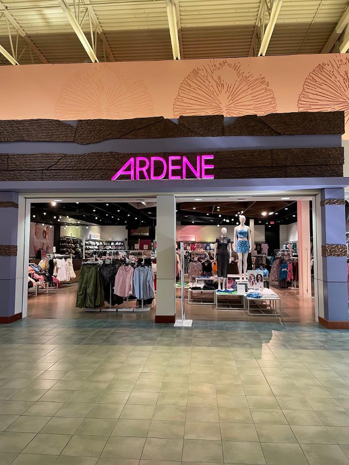 Store Locations Ardene