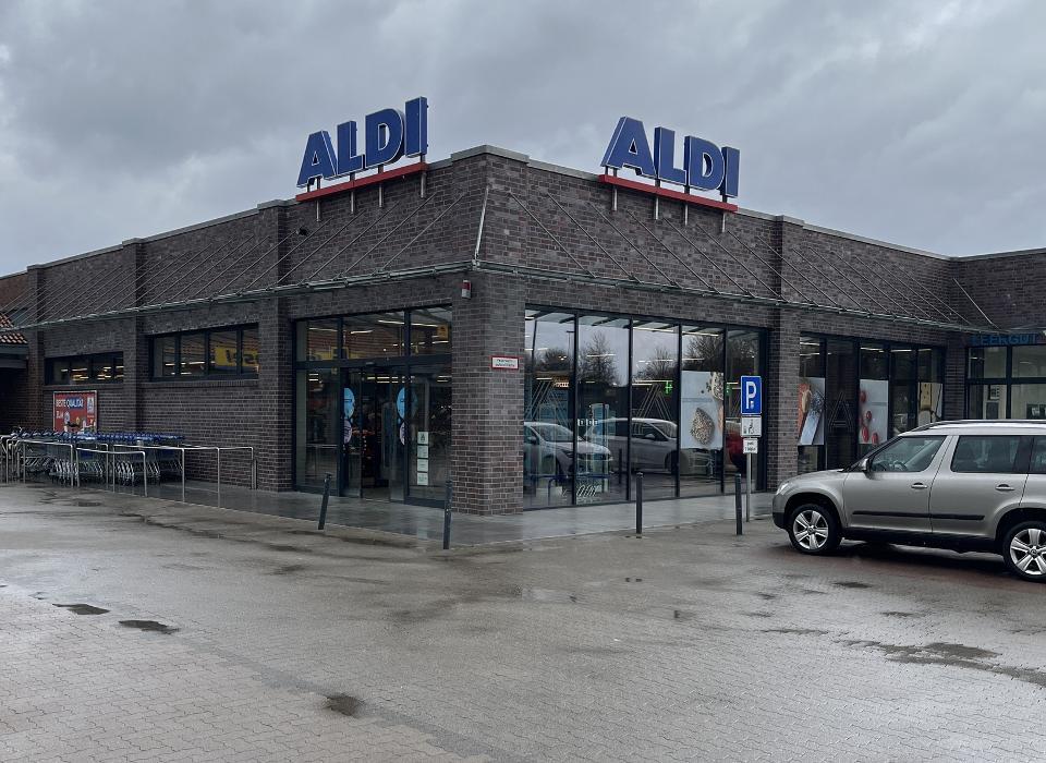 store photos