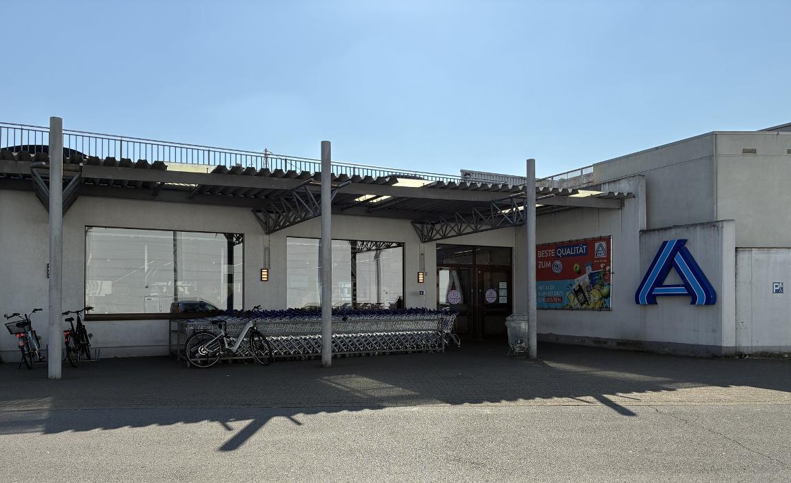 store photos