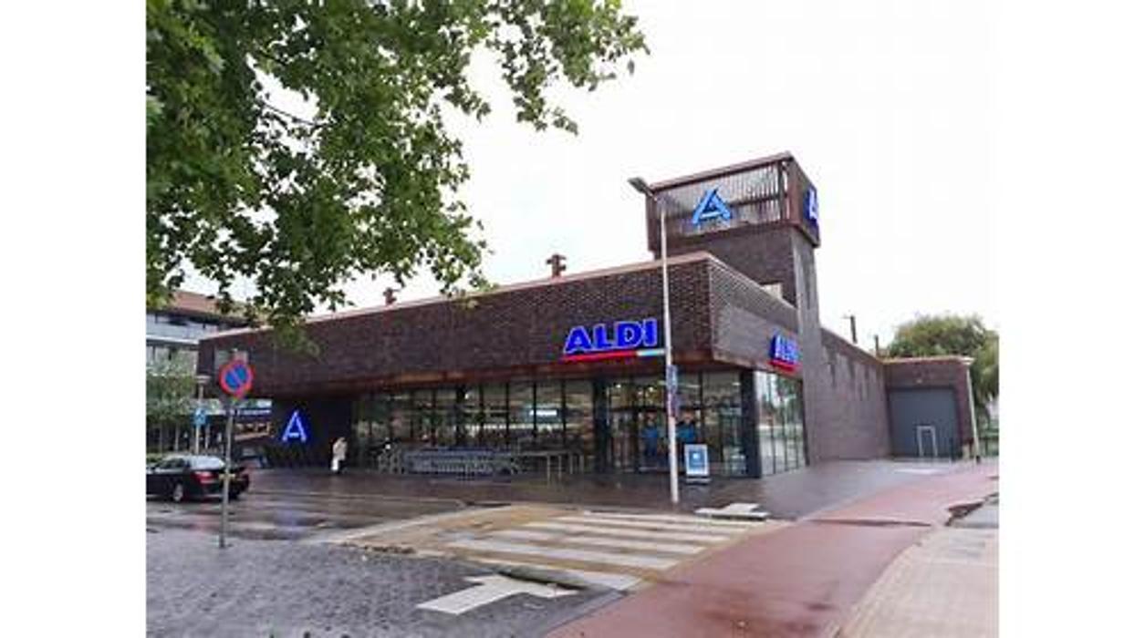 store photos