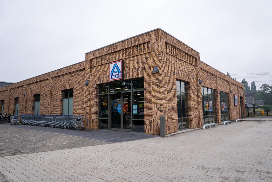 store photos