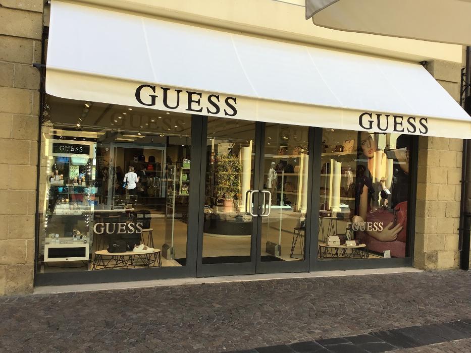 Guess europe shop best sale