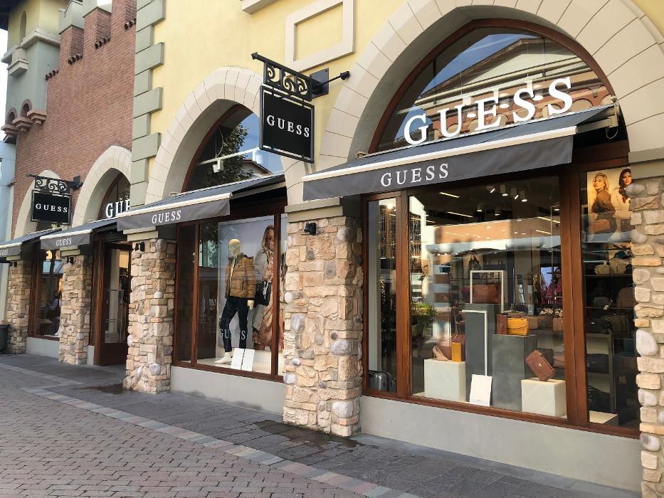 Guess outlet saldi hotsell