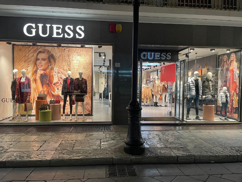 Guess online shopping europe best sale