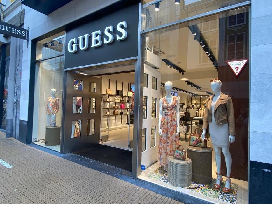 Guess shop europe best sale