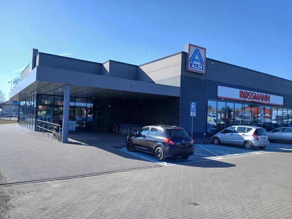store photos