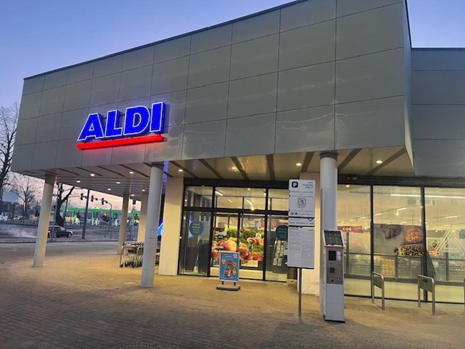 store photos