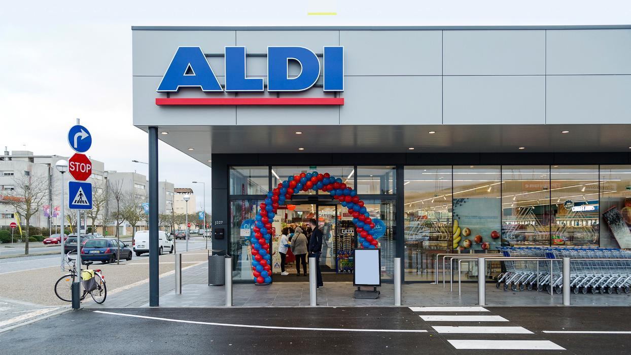store photos