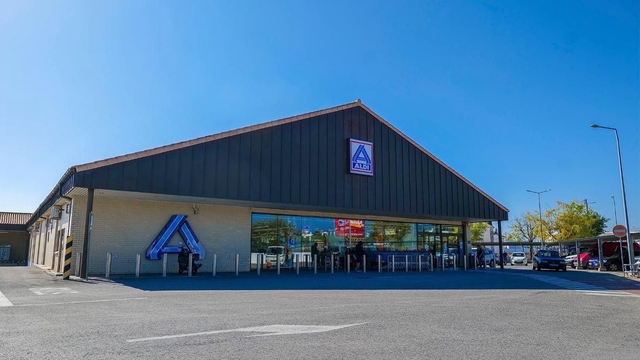 store photos