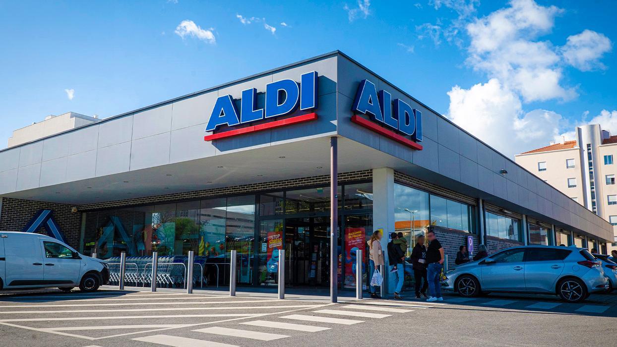 store photos