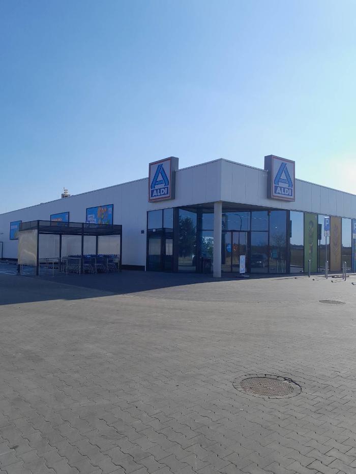store photos