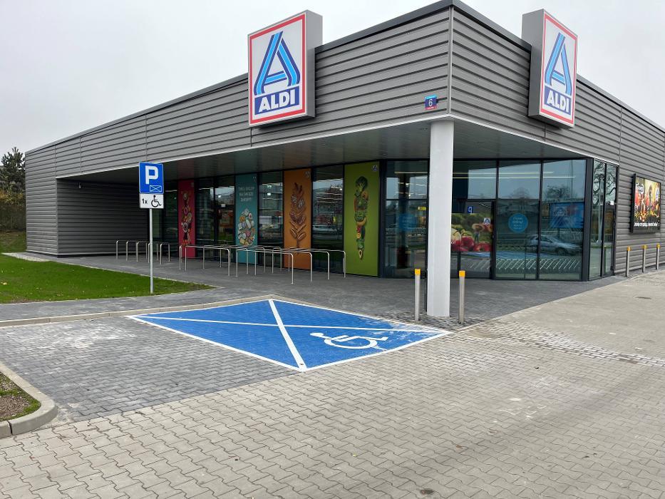 store photos