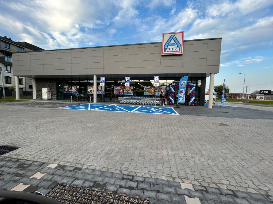 store photos
