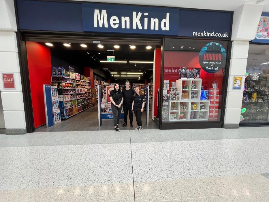 Menkind (Stirling) - Gifts & Gadget Store