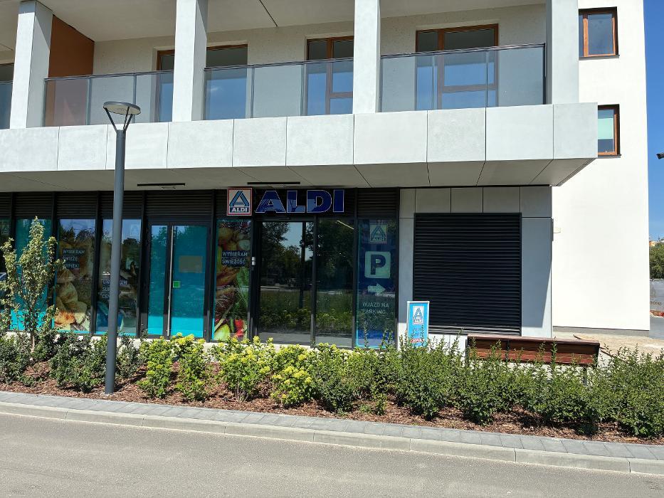 store photos