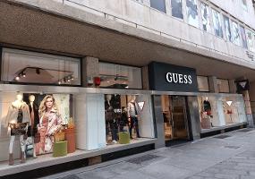 Guess abbigliamento via garibaldi sale torino